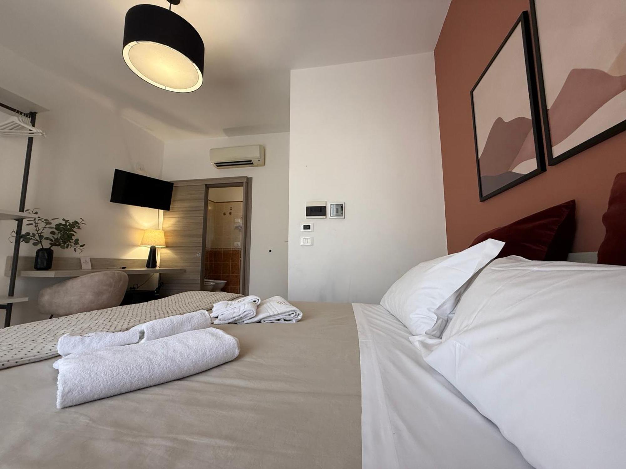 Albergo Perseo Portopalo Di Capo Passero Exterior photo